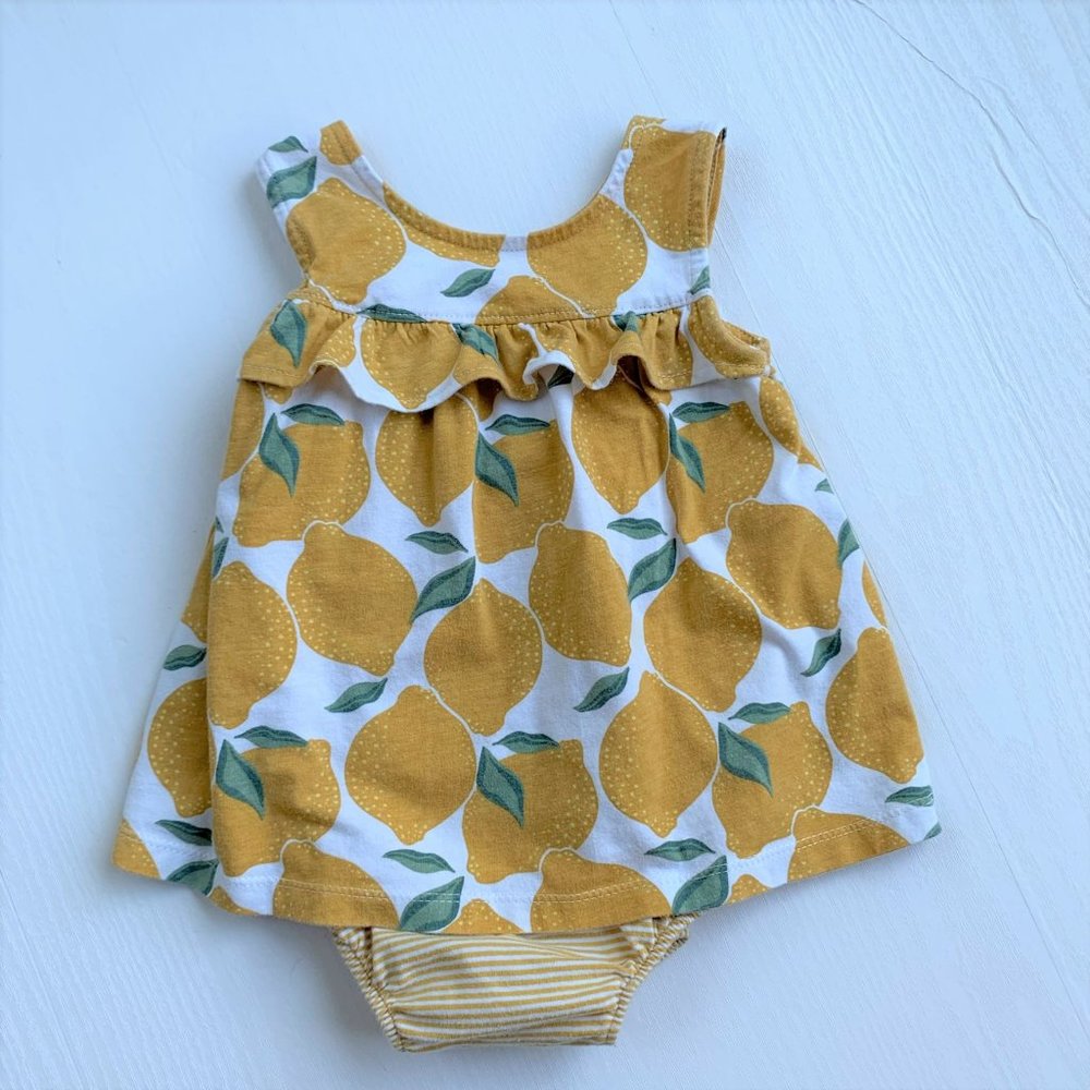 Infant Carter’s Lemon Romper 18M